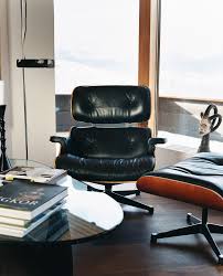 The glass table top of our noguchi style tribeca coffee table helps the noguchi coffee table replica in contemporary black. Noguchi Coffee Table Vitra Ash Black Vitra 20130001