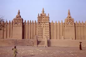 File:La grande mosquée-2, Djenné, Mali au petit matin. Date du cliché 27-12-1972.jpg - Wikimedia Commons