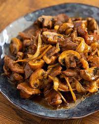 Beef Mushroom Ginger Stir Fry Marion S Kitchen Recipe Beef Recipes Asian Recipes Stuffed Mushrooms