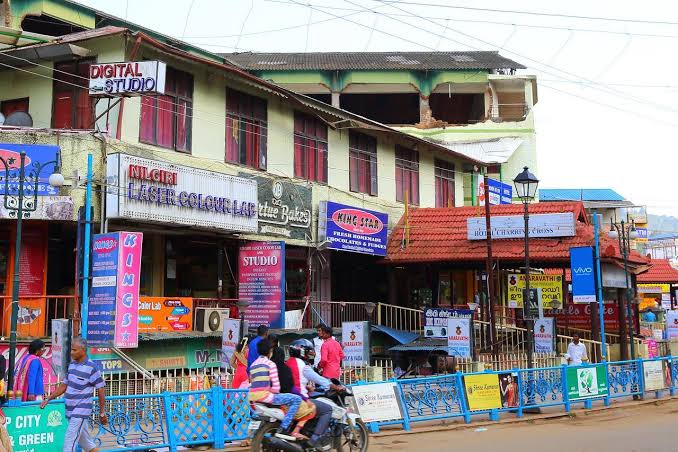 HOTEL CHARRING CROSS | ⋆⋆ | OOTY, INDIA | SEASON DEALS FROM $48