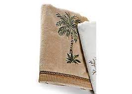 Tommy bahama bath towel tropical bath towels & washcloths. Bath Towels That Can Add A Decorative Touch To Any Bathroom These Bath Towels Feature A Palm Tree Design Toalhas De Banho Toalhas Banho
