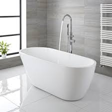 Check out these primary bathrooms with freestanding tubs. Modern Acrylic Freestanding Bath Tub 65