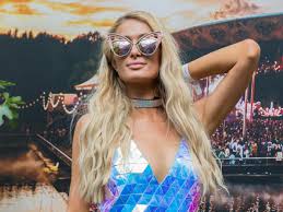 Paris hilton, beverly hills, california. Das Privileg Als Burde Was Man Von Der Paris Hilton Dokumentation Ubers Beruhmtsein Lernt
