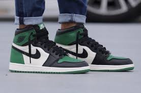 Jordan 1 Mid Black Green White What Would You Rate The Air Jordan 1 Retro High Og Pine Green Kicksonfire Com Black Nike Shoes Air Jordans Sneakers Men Fashion