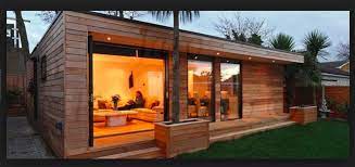 Pin By Alfonso Moreno Farias On Verbouwing Hout Backyard Guest Houses Small House Design Architecture Small House Design