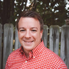 Do you need a card for Lightning Passes at MK?