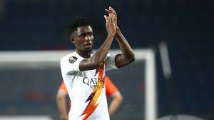Roma Hang Six On Spal As They Give Them The Kiss Of Death 861 Everything Roma