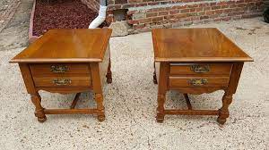Cocktail tables end tables sofa tables accent cabinets all accent tables. Solid Oak Broyhill End Tables Reduced For Sale In Memphis Tn Offerup