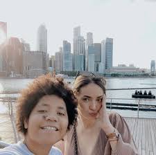 Semangati sang adik, enzy storia tulis pesan mengharukan. 8 Portrait Of Enzy Storia S Transformation The Small Size Of A Caucasians With Hairy Bowls Hilarious And Beautiful Figure Earngurus