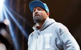He is a real estate heir; Fred Durst Biography Height Life Story Super Stars Bio