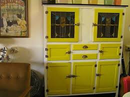 olde leadlight kitchen dresser