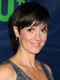 Zoe Mclellan's Instagram, Twitter & Facebook