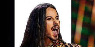 Michał szpak (28 l.) podczas minionego weekendu zagrał koncert, który zakończył się aferą. Michal Szpak Ma Problemy Z Prawami Do Wlasnych Utworow Artysta Skomentowal Sprawe Klopotow Z Byla Agencja Zycie