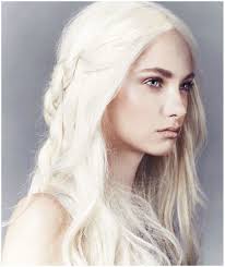 Character Idea Actually Just Made A Darya Cousland Who Sort Of Resembles This Look Slightly Differen White Blonde Hair Platinum Blonde Hair White Blonde