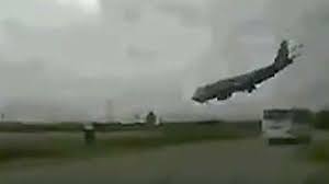 The dashcam footage which appeared on liveleak tuesday provides some clues as to what might have caused the crash. Viral Video Provides Clues To 747 Crash Cnn Video