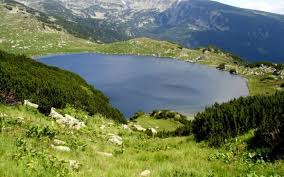 ZÄƒnoaga Mare Din Retezat Cel Mai Adanc Lac Glaciar Din Romania ViaÅ£a LiberÄƒ GalaÅ£i