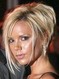 The curls in the front with wavy bangs on the face give tenderness to her firm face. Short Hair Front And Back Victoria Beckham Victoria Beckham Frisur Beckham Frisur Haarschnitt Kurz