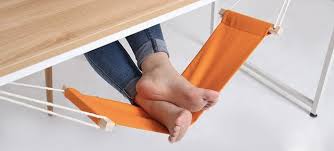 An Under Desk Hammock For Your Feet Is The Best Office Upgrade Cool Stuff Inventions Cool Gadgets