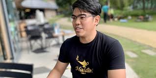 Aladdin group is a technology company utilizing technology and social media to propel our platforms through our global network where we aim to create powerful trade opportunities progressively in over 45 countries serving a potential 5 billion consumers. New Ceo Of Malaysian Halal E Commerce Aladdin Seeks Time To Put Things Together Again After First Round Crash Salaam Gateway Global Islamic Economy Gateway