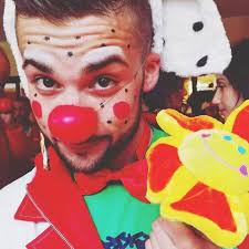 Clown Schminken Clownsgesicht Ideen Anleitung Clown Kostum Selber Machen Halloween Kostume Kinder Und Halloween Kostum Selber Machen