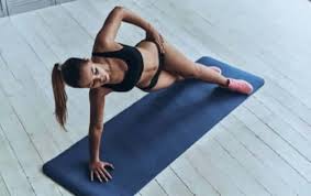 Sie benötigen nicht mal traininggeräte. Schlankere Taille Und Fester Bauch Vier Effektive Ubungen Fit People