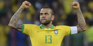 Dani alves entre todos os laterais na fase de grupos da olimpíadas: Serial Trophy Collector Dani Alves Shows No Signs Of Letting Up The New Indian Express