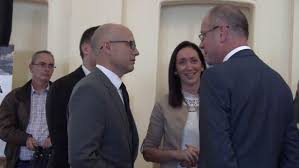 Lemond navracsics tibor, eurobiztos lesz. Vajdasagba Latogatott Navracsics Tibor Az Eu Kulturalis Biztosa