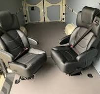 18” VIP CAPTAIN SEAT | SWIVEL BASE | BLACK LEATHER TOUCH
