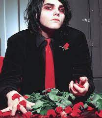 Pin On Gerard Way