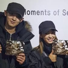 El dios solitario y grande, 1 (hangul: Chanyeol Bora V Twitter Deff Heize Https T Co Xr1zwft4m6 Twitter