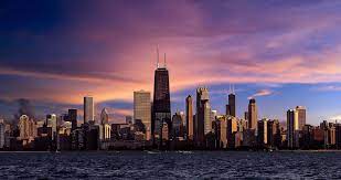 Chicago wallpapers for your pc, android device, iphone or tablet pc. Chicago Lila Skyline Mit Flaggenauflosung Illinois Wallpaper 728x410 Wallpapertip