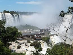 560 meter westlich des berühmten iguazu wasserfalls. Die Iguazu Wasserfalle Ein Atemberaubendes Naturschauspiel Im Dreilandereck Hajo Siewer Jet Tours Gmbh