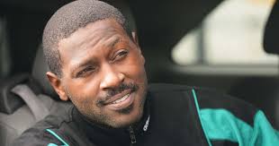 Ex-NFL star Antonio Brown to accept plea deal, avoid prison, attorney says: "Offer he couldn't refuse"