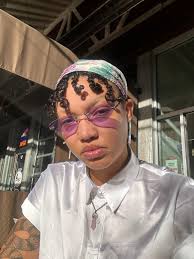 What is the name of this traditional Tibetan dance?