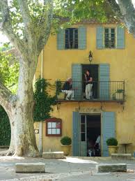 La Petite Maison De Cucuron Petite Maison Maison Facade Maison
