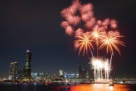 Seoul International Fireworks Festival 2020 Dates Fireworks Festival New Years Eve Fireworks Fireworks