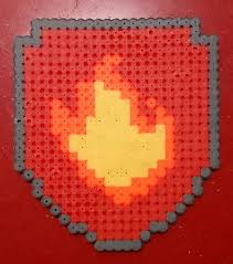 Avec le nouveau coffret pokémon destinées radieuses, partez à l'aventure dans la région de galar et tentez de capturer des pokémon dans leur version chromatique ultra rare tel que dracaufeu en version gigamax! 11 Idees De Pat Patrouille Pixel Art Pat Patrouille Perles Hama Pixel Art