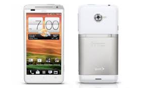 The white/silver color scheme and unibody design makes the phone stand out amongst other windows phones. 4g Lte Lte Htc