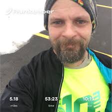 Foggy .. but still best feeling 🩵 se Beh Beh 10,02km km 1:01:32 06'08" /km  576kcal 576 kcal