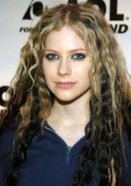 Dewi Image Avril Lavigne Hairstyles Black To Blonde Hair Long Blonde Hair Hair Styles