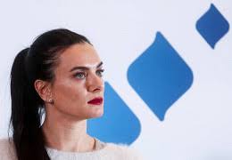 Двукратная олимпийская чемпионка в прыжках с шестом елена исинбаева проиграла на выборах председателя комиссии спортсменов международного олимпийского. Ne8ibaqeauq M