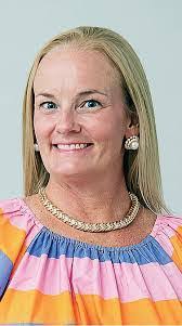 Mindy Finnegan's Instagram, Twitter & Facebook