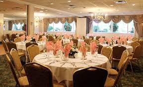 This golf hotel is 8.8 mi (14.2 km) from prudential center and 10.6 mi (17.1 km) from the mills at jersey gardens. Kenilworth Inn Venue Kenilworth Get Your Price Estimate