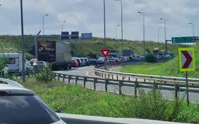 Share this place 4 comment (s) oscarbulli. Accident In LanÅ£ Pe Autostrada Soarelui Patru Masini Implicate In Coliziune La Kilometrul 103