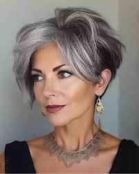 Amber Lemanski's Instagram, Twitter & Facebook