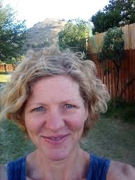 Does anyone else hear a motor/engine hum noise?