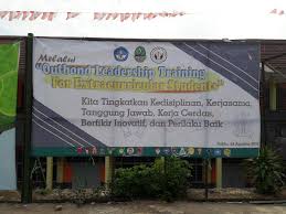 Yayasan yang bergerak pada bidang sosial, tepatnya peningkatan pengetahuan dan kesadaran masyarakat tentang pentingnya seseorang. Pendidikan Karakter Latihan Kepemimpinan Dan Ekstrakurikuler Halaman 1 Kompasiana Com