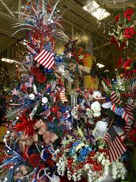 Patriotic Christmas Tree Designed By Arcadia Floral Home Decor Patriotic Christmas Tree Patriotic Christmas Patriotic Christmas Decorations