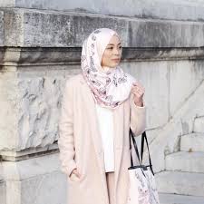 Aufrufe 25 tsd.vor 2 monate. 22 7k Likes 86 Comments Vivy Yusof Vivyyusof On Instagram Launching Tomorrow The Butterfly Duck Theduckgroup Du Fashion Casual Style Duck Scarves