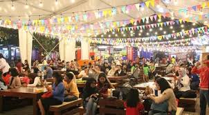 Makanan khas makassar sebaiknya tidak kamu lewatkan ketika sedang berada di makassar, yuk kita simak apa saja yang mungkin kamu belum tahu sebelumnya. Variasi Kuliner Terkini Dalam Konsep Pasar Malam Kekinian Beauty Fimela Com